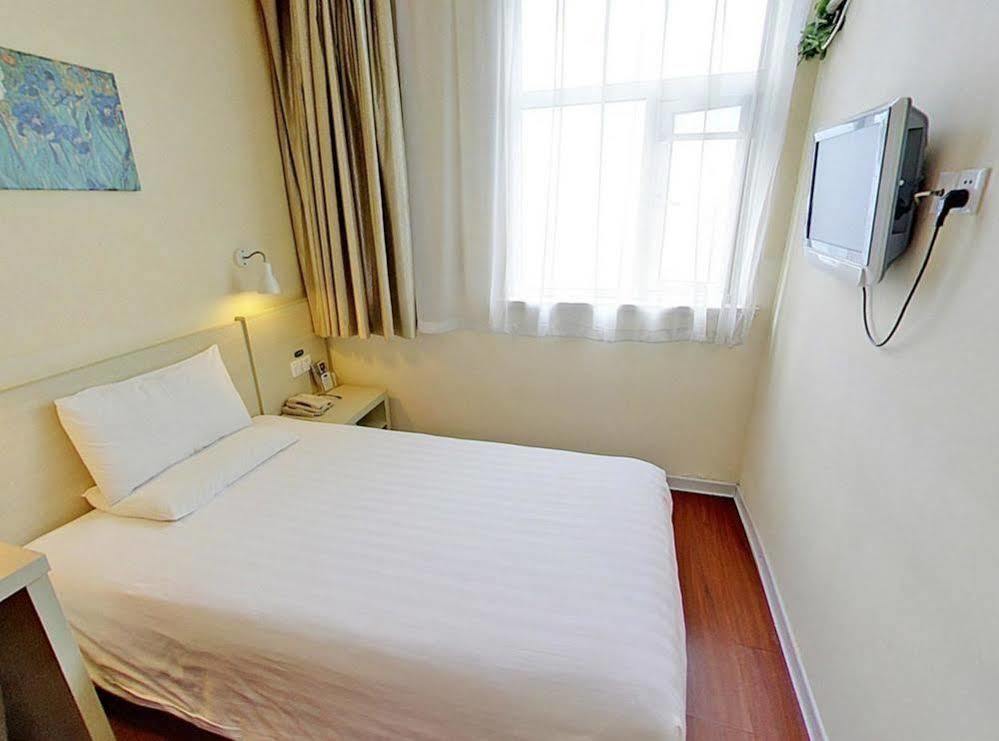 Hanting Hotel Shanghai Hongkou Football Stadium מראה חיצוני תמונה
