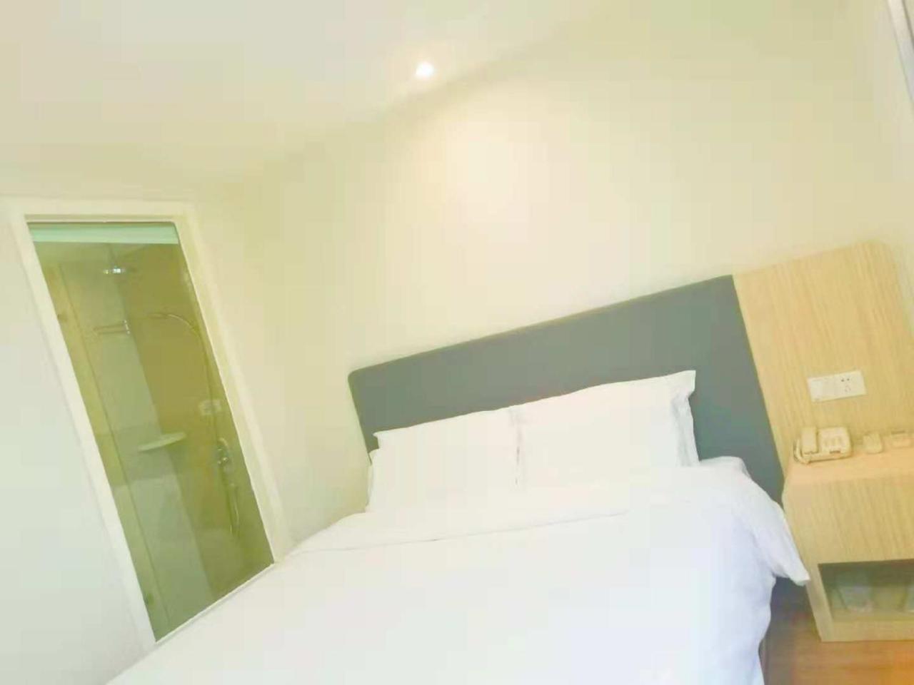 Hanting Hotel Shanghai Hongkou Football Stadium מראה חיצוני תמונה