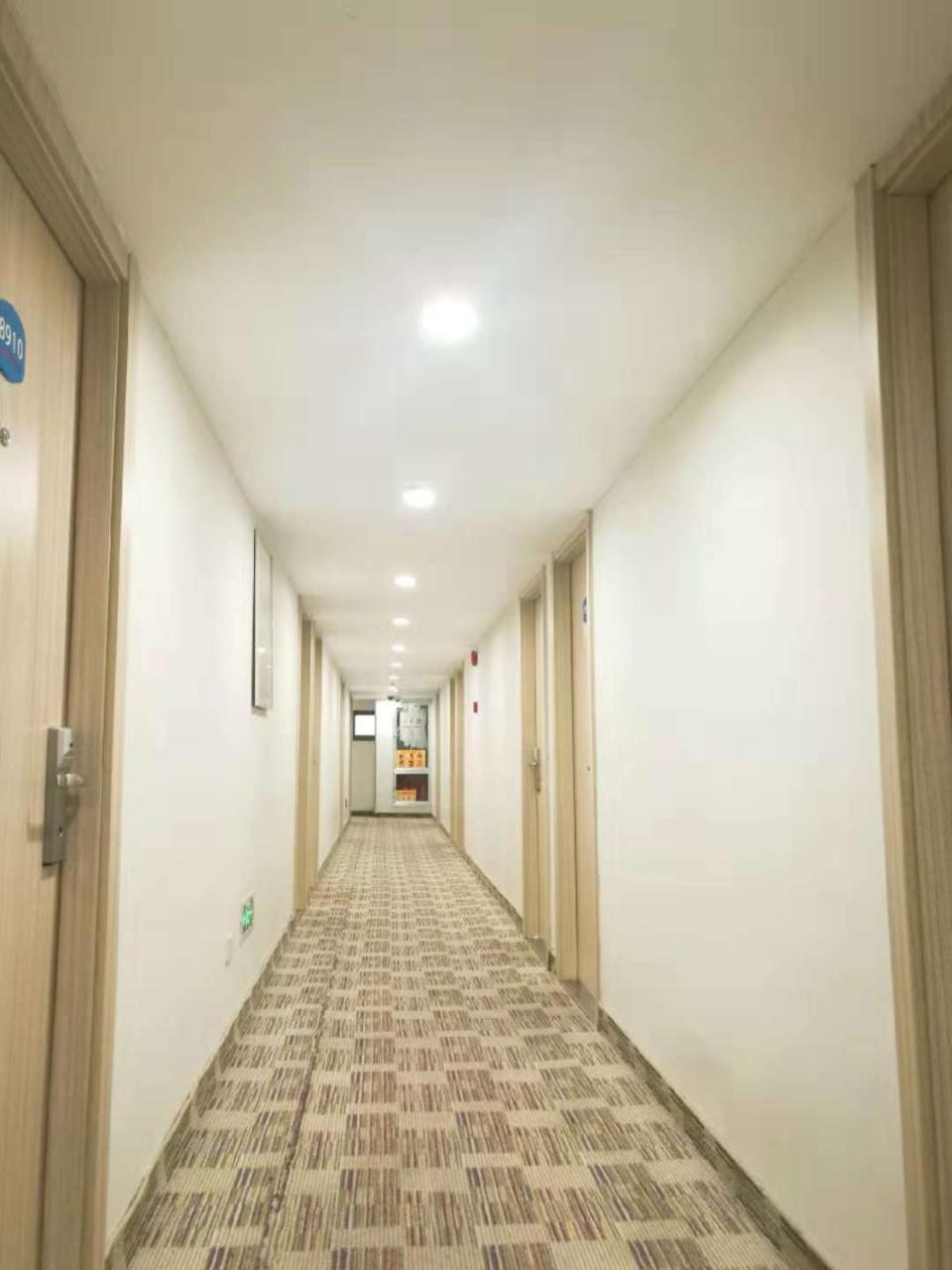 Hanting Hotel Shanghai Hongkou Football Stadium מראה חיצוני תמונה